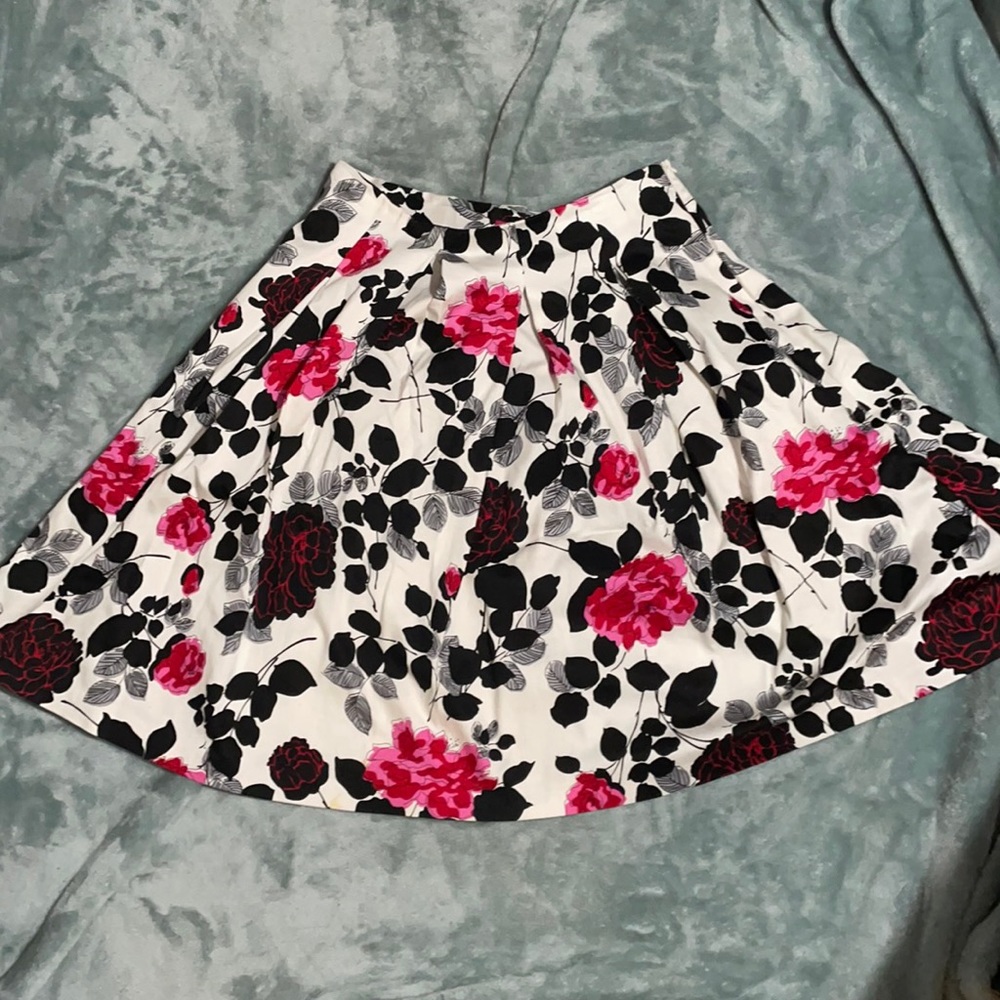 Sunny Leigh petite black white pink floral aline skirt
